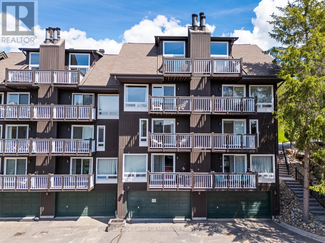 30 Turner Drive, Peninsula Lake