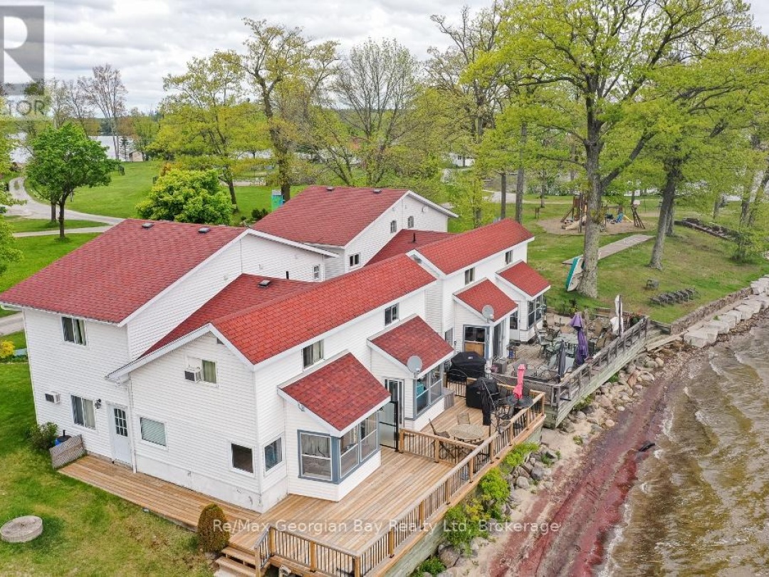 BEACH CHALET #3 - 1230 GRANDVIEW LODGE ROAD, 