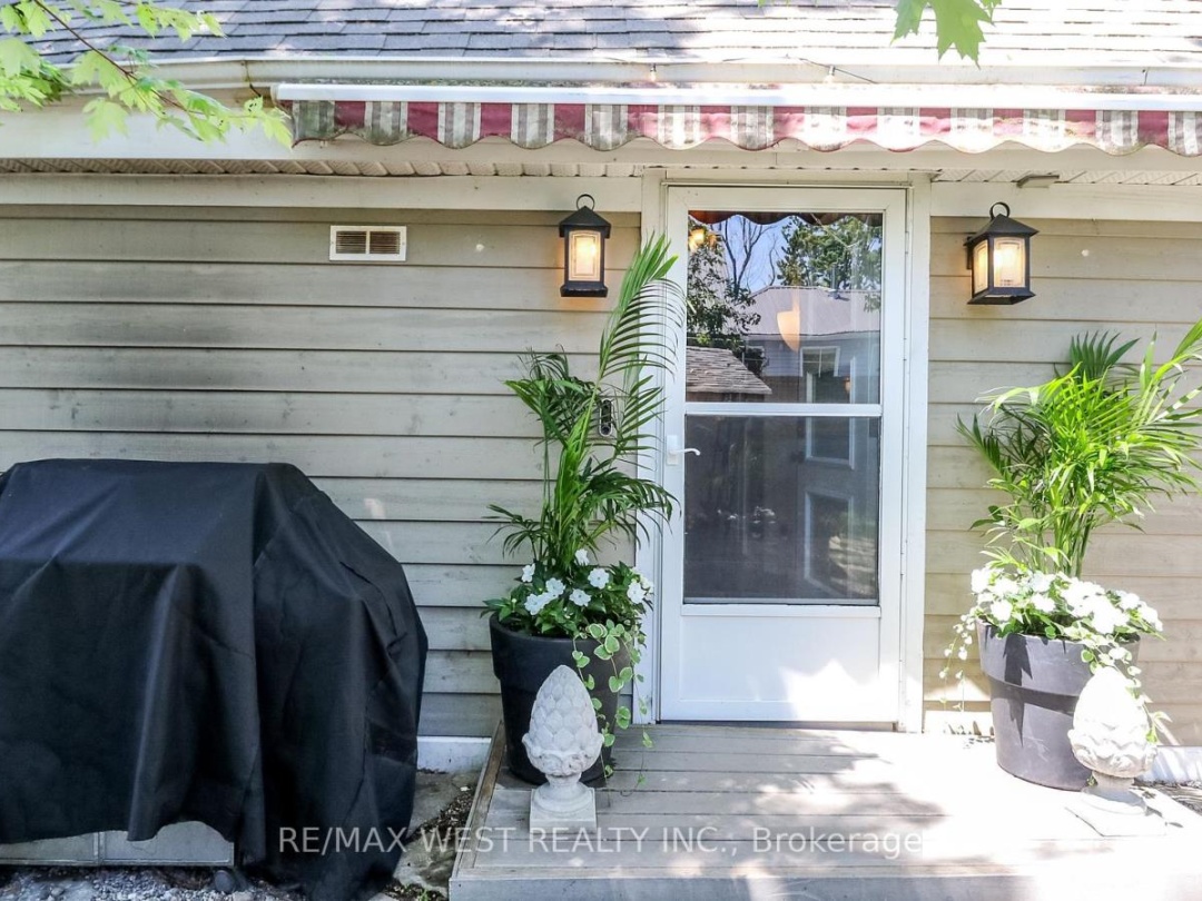 3756 GLENREST DRIVE, 