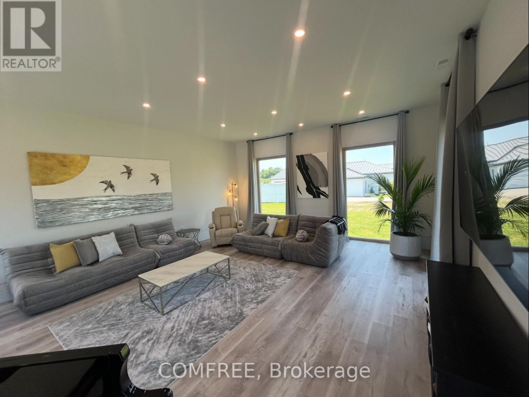 4252 BURNSIDE LINE, 