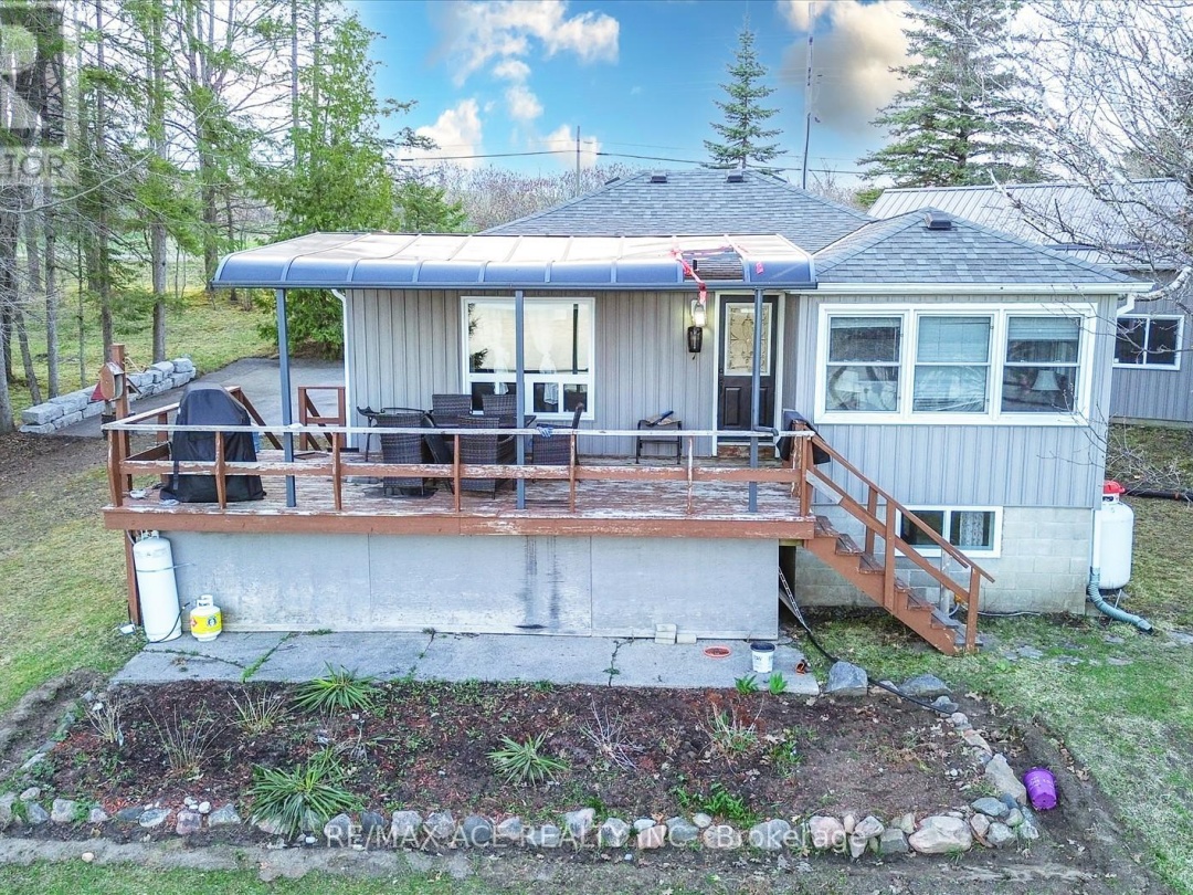 1308 Portage Road, Mitchell Lake