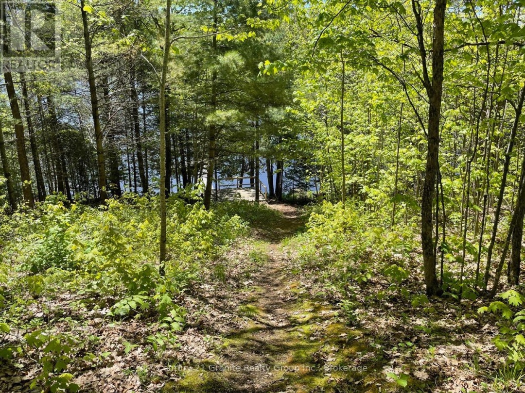 1037 ROTUNDA DRIVE, Contau Lake
