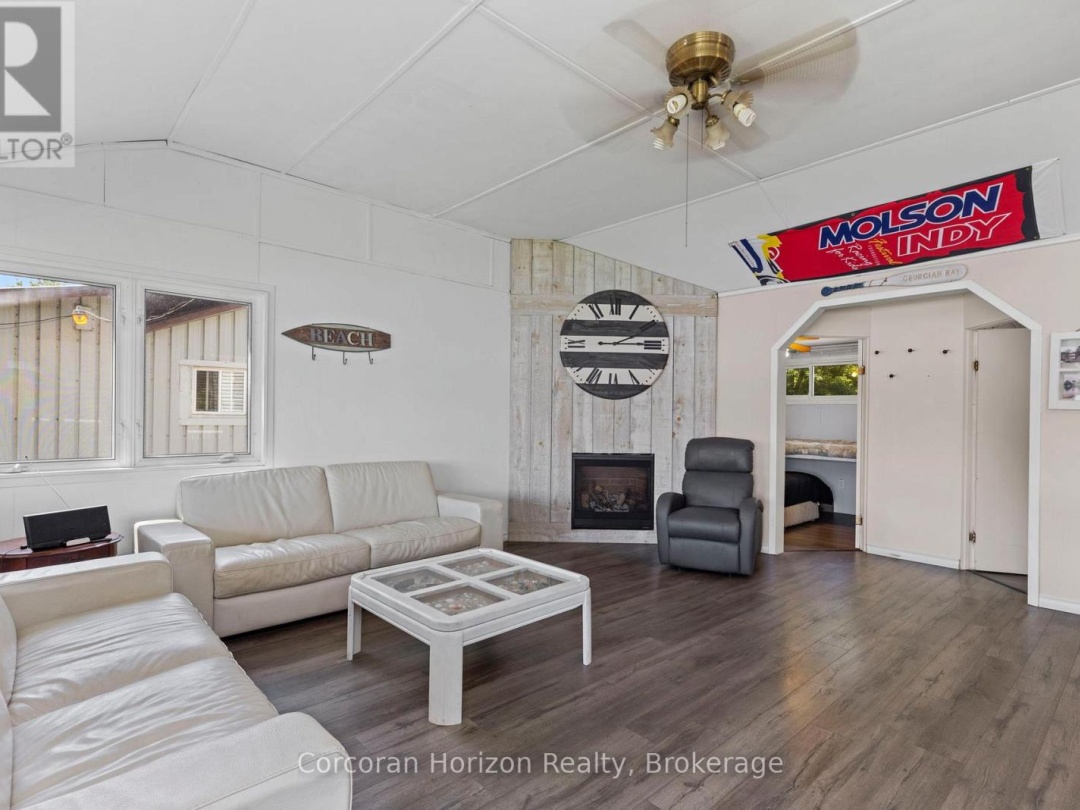68 Wolverine Beach Rd, Georgian Bay