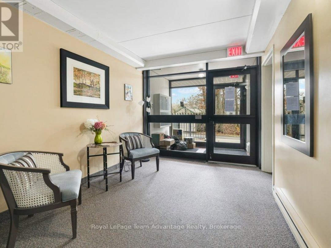 103 - 100 BEACONVIEW HEIGHTS, 