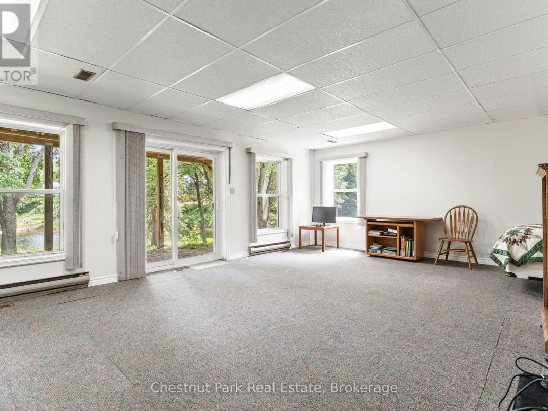 1054 GREEN LAKE ROAD, Gull River