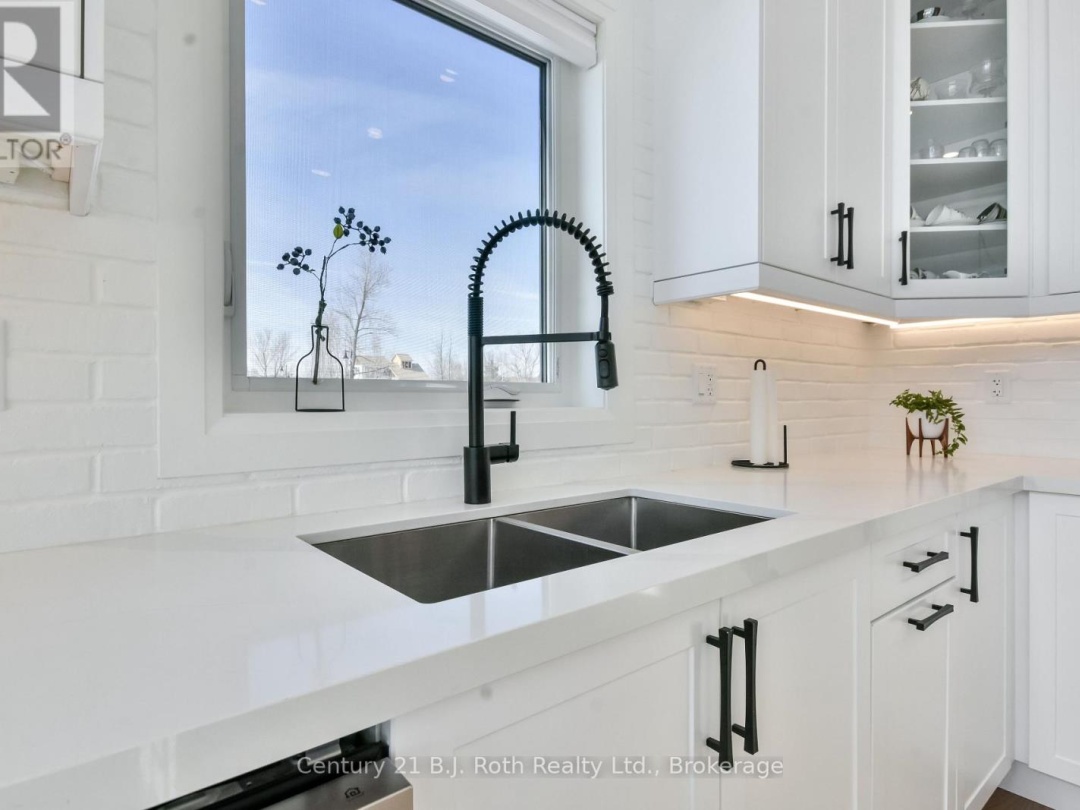 27 53 Dock Lane, Georgian Bay