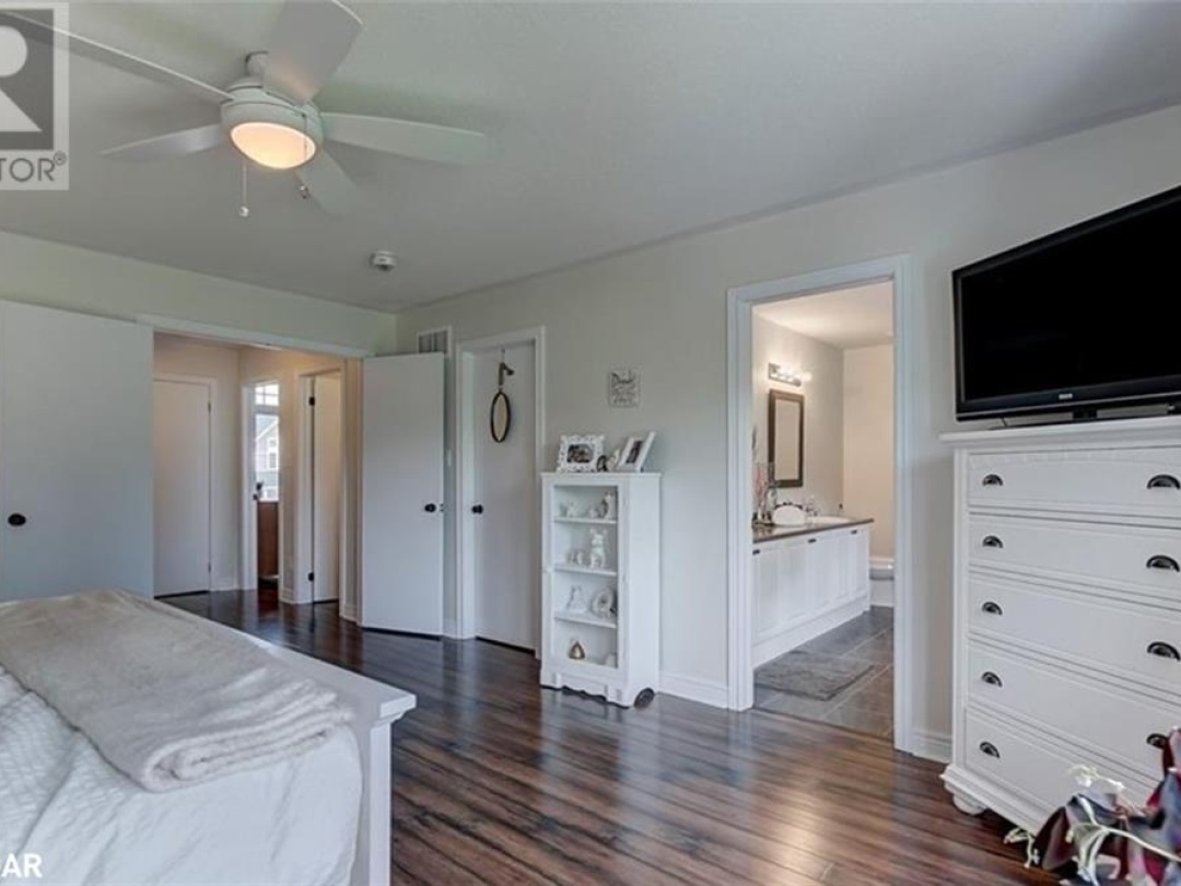 12 Masters Crescent, Georgian Bay
