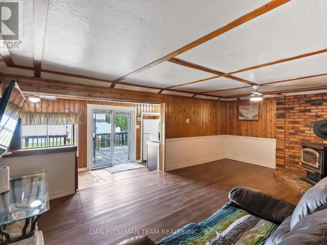 32 Beach Road, Lake Scugog