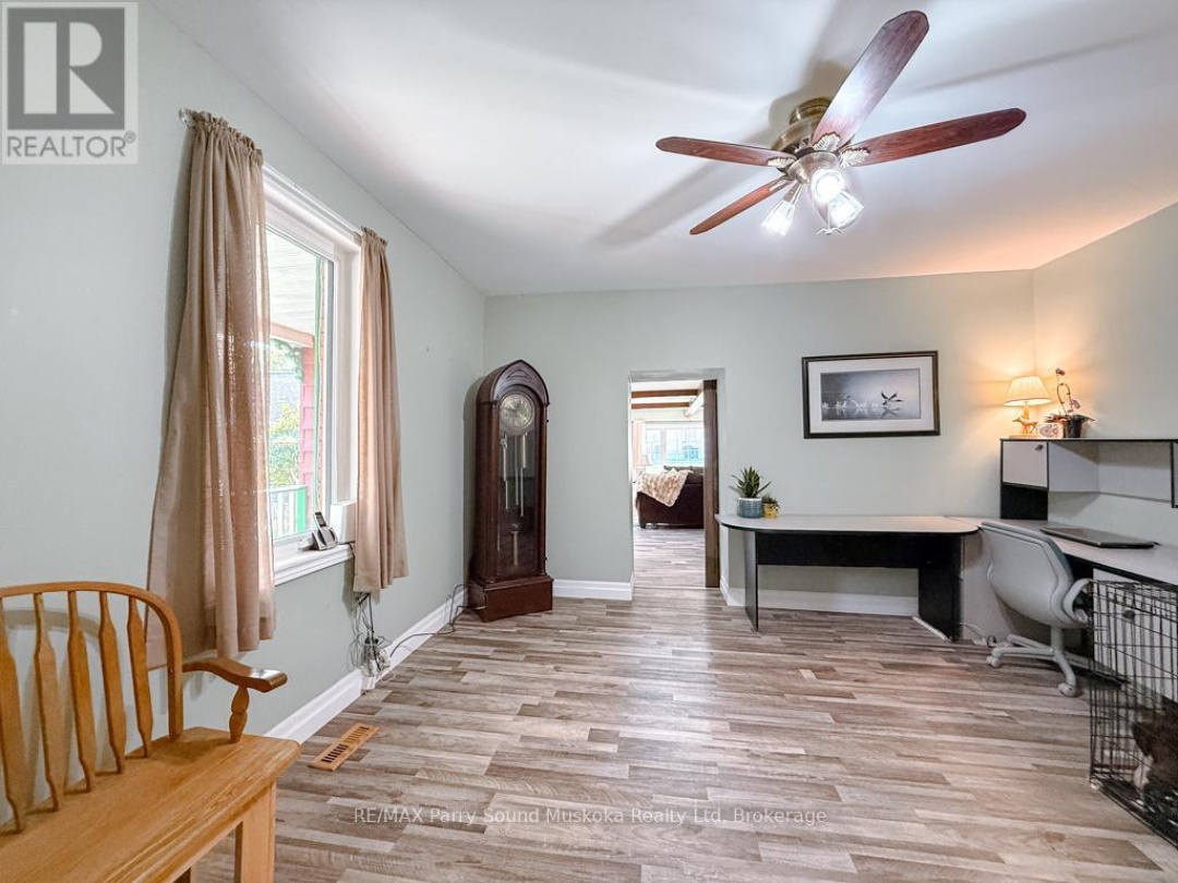 1862 DIVISION ROAD W, 