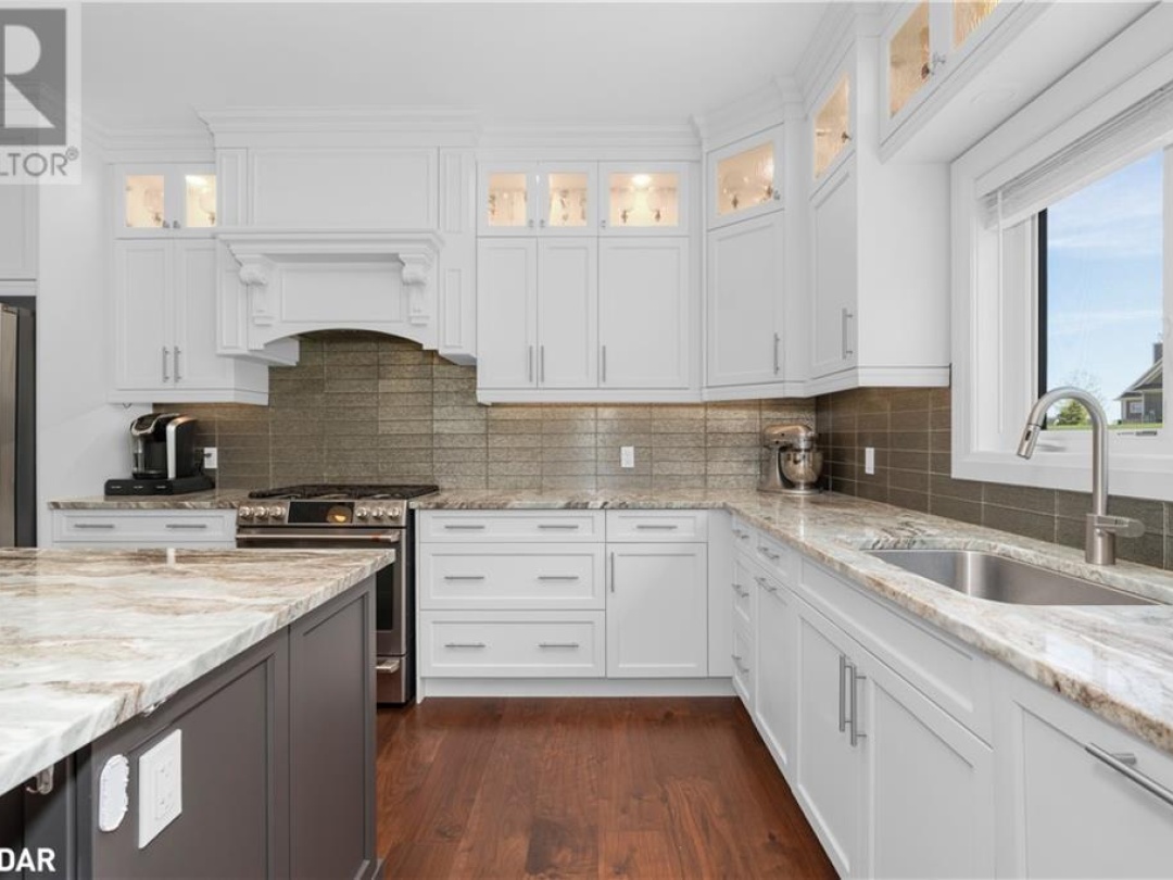43 Thoroughbred Drive, Oro-Medonte
