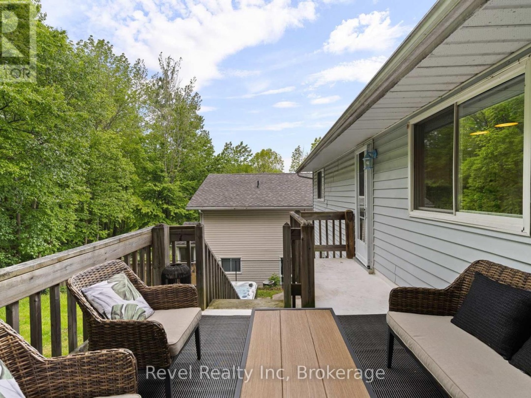 35 MACKLAIM DRIVE, 