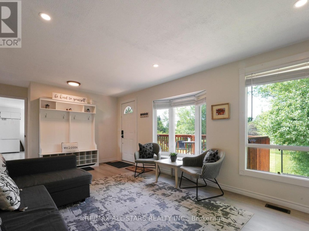 43 Sturgeon Glen Road, Sturgeon Lake