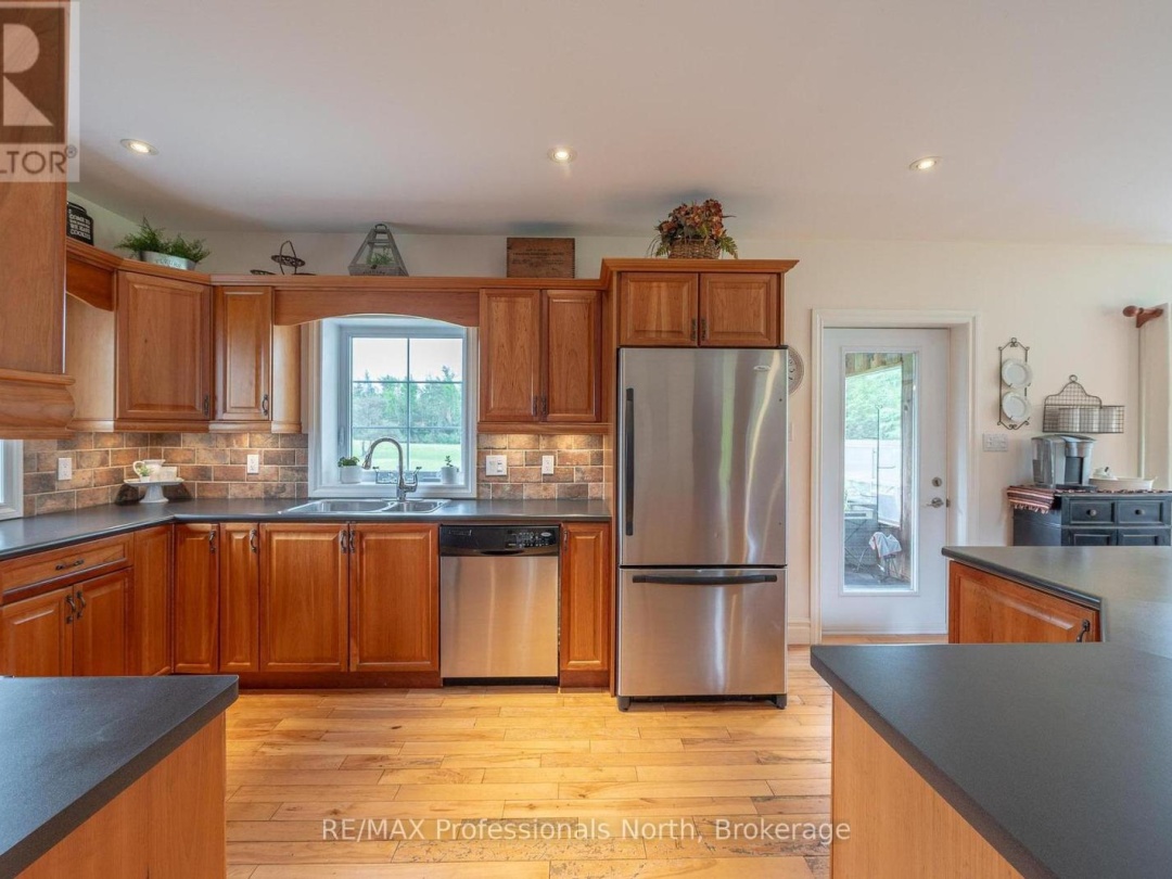 3580 COUNTY ROAD 121, 