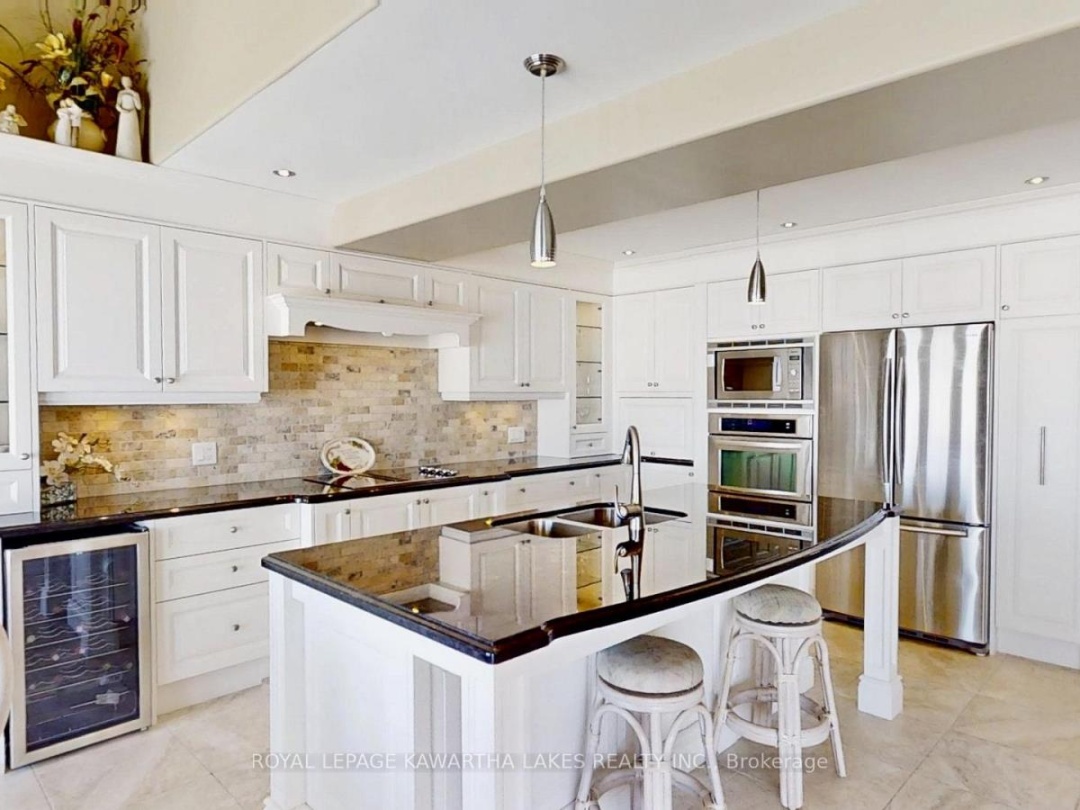 24 MCLENNANS BCH ROAD, Lake Simcoe
