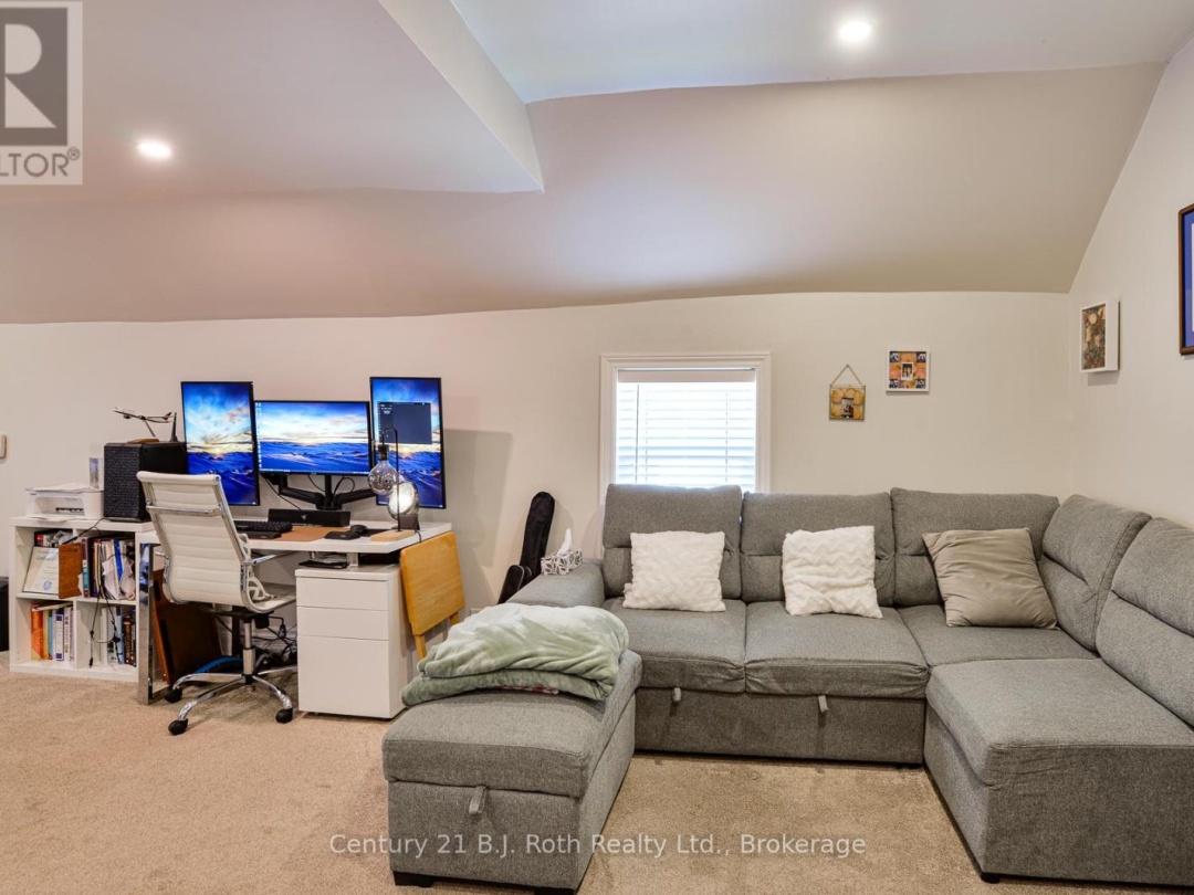 62 DUNLOP STREET, 