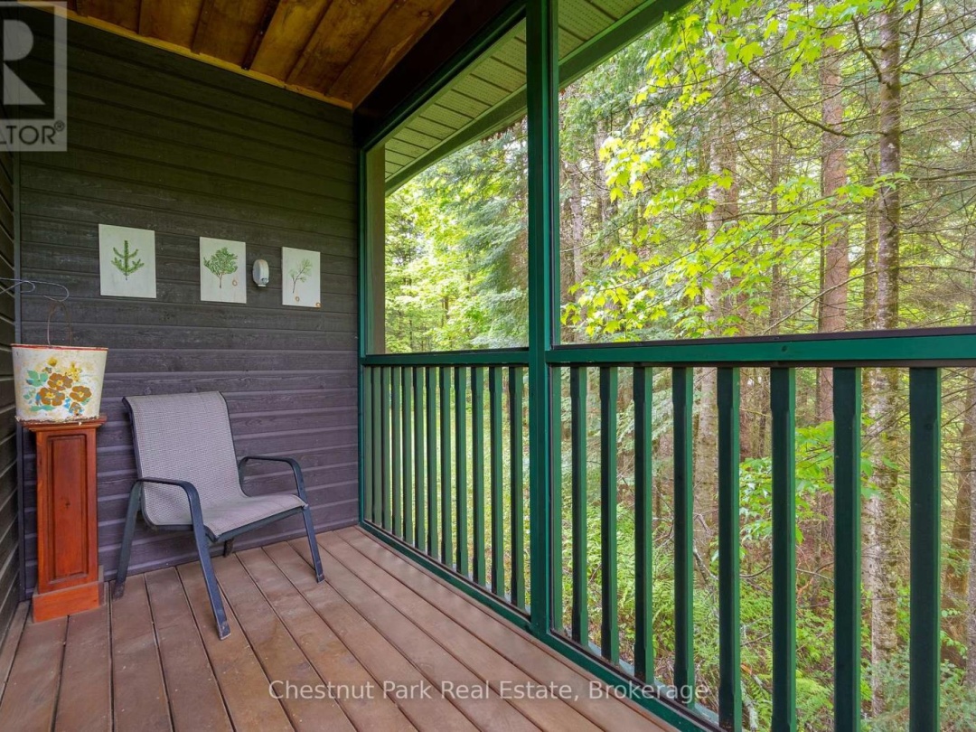 1 & 2 1230 Miriam Drive, Black Lake