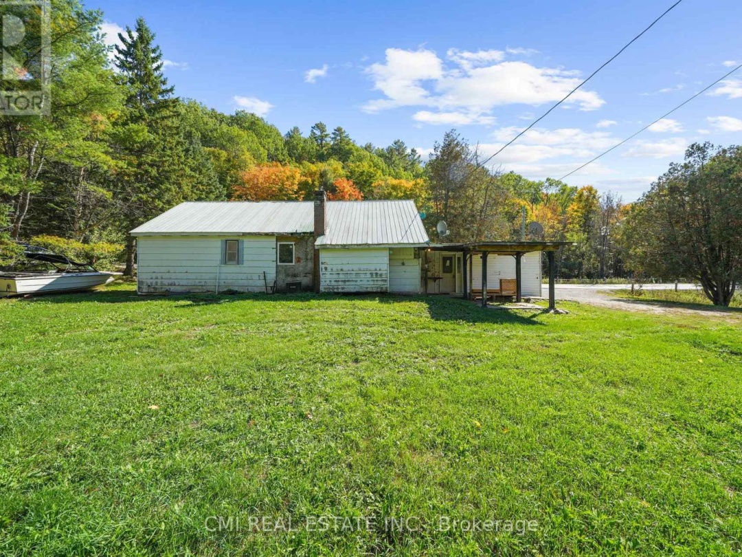 1093 SOUTH LAKE ROAD, 