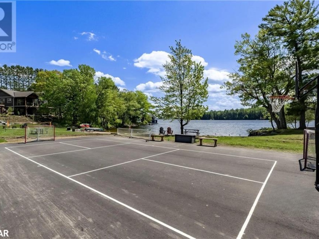 1841 Muskoka Road 118 Road W Unit# 2B, Lake Muskoka