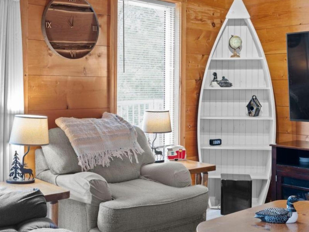 1472 Otter Point Road, Gloucester Pool