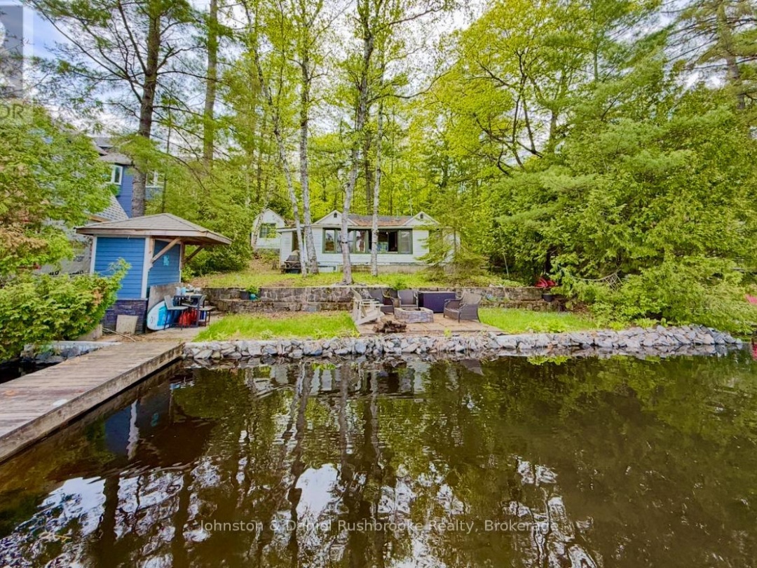 1042 3100 Road, Lake Muskoka