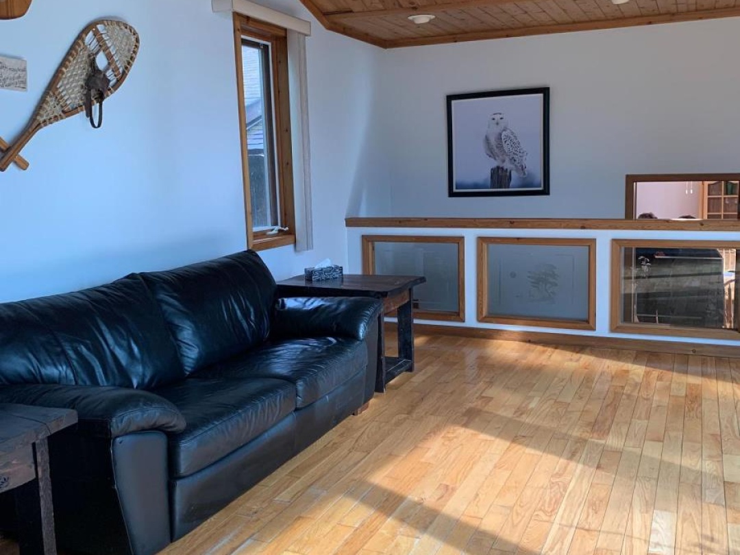 6213 KENNISIS LAKE ROAD, Kennisis Lake