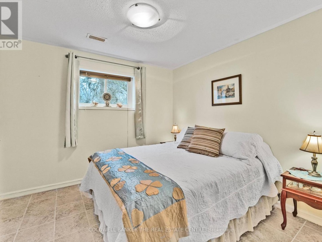 148 BAYSHORE DRIVE, Lake Simcoe