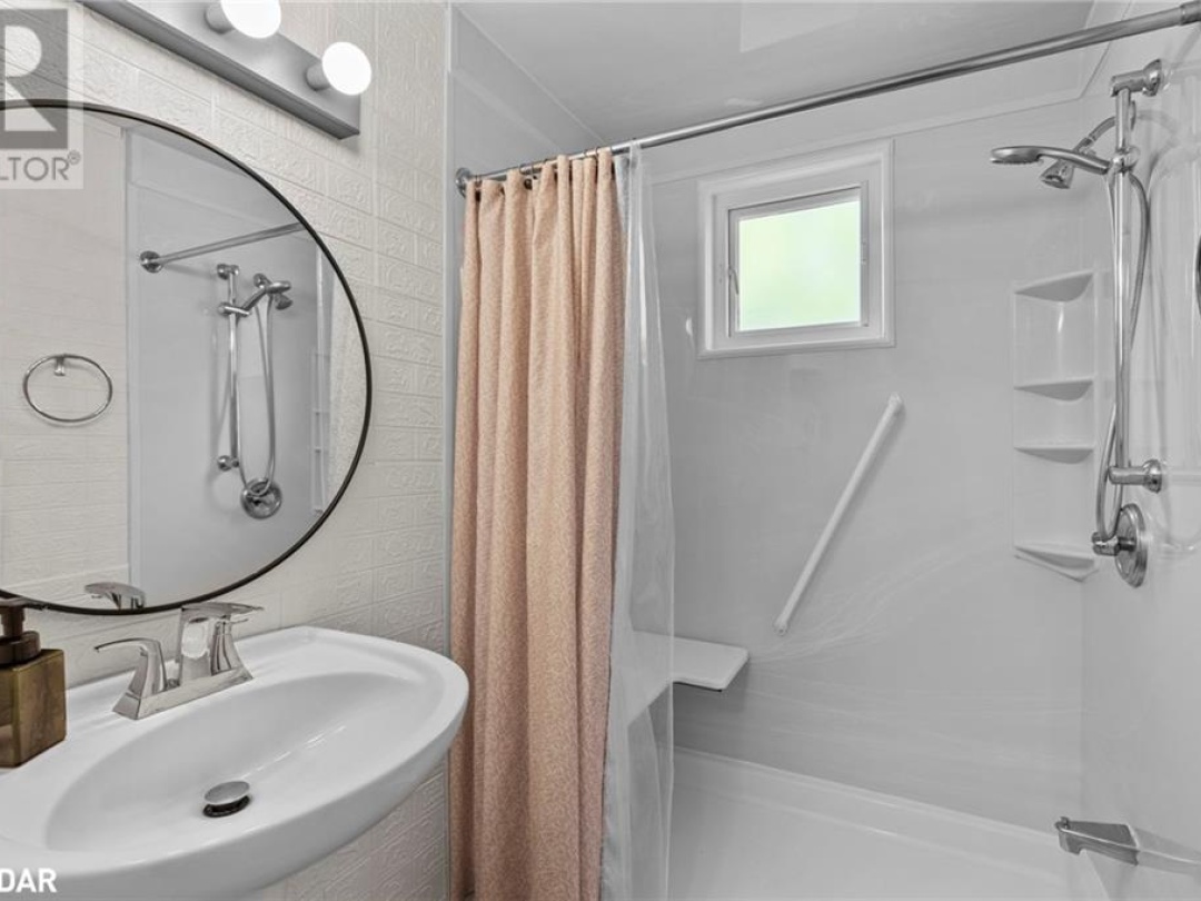 180 Bakery Lane, Gravenhurst