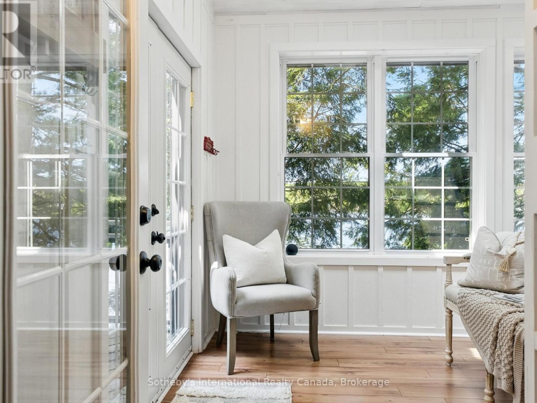 1050 Cobble Rose Lane, Moore Lake