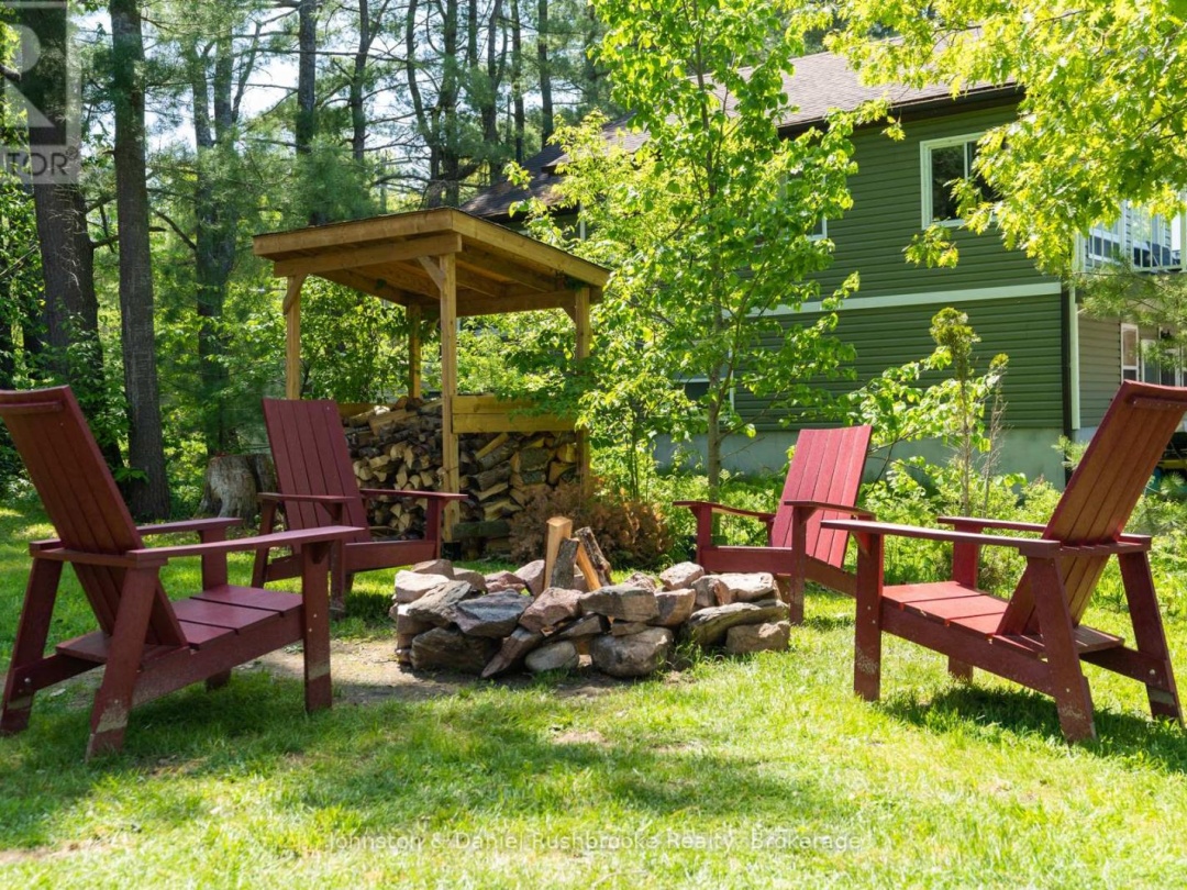 1190 South Morrison Lake Road, Morrison Lake