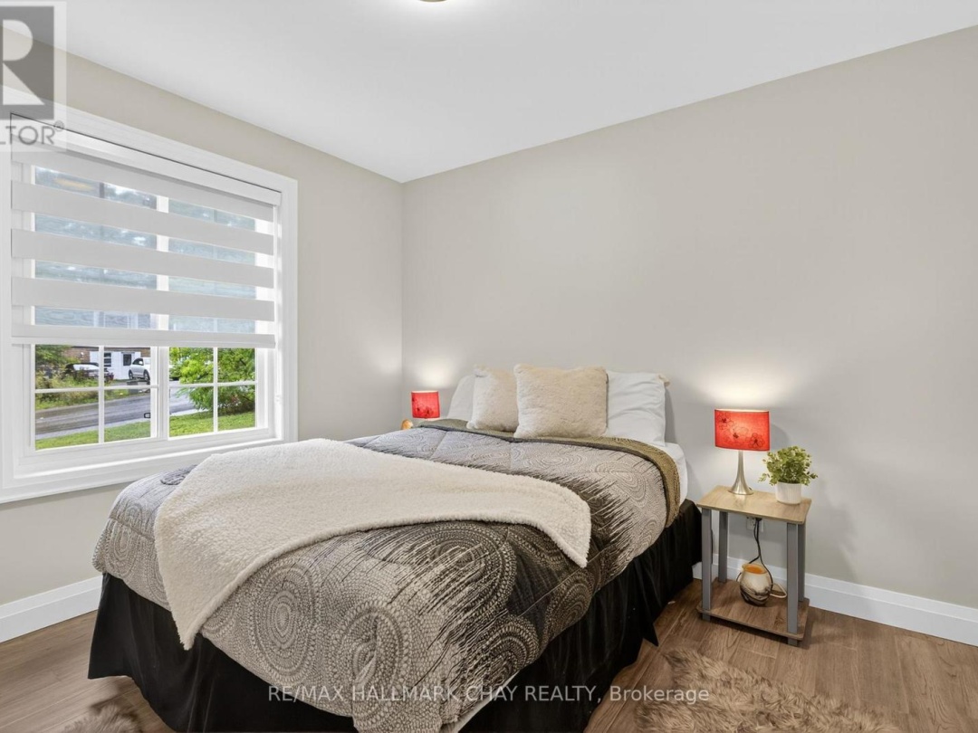 202 VEL-DOR CRESCENT, 