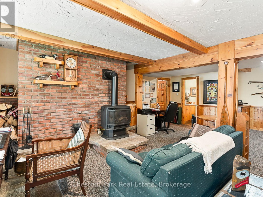 1003 ARNOTT LANE, 