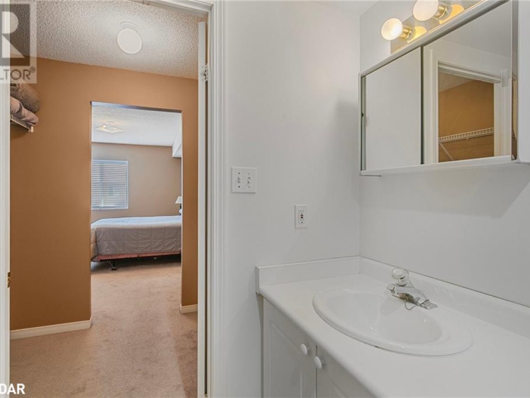 107 Bond Street Unit# 303, Orillia