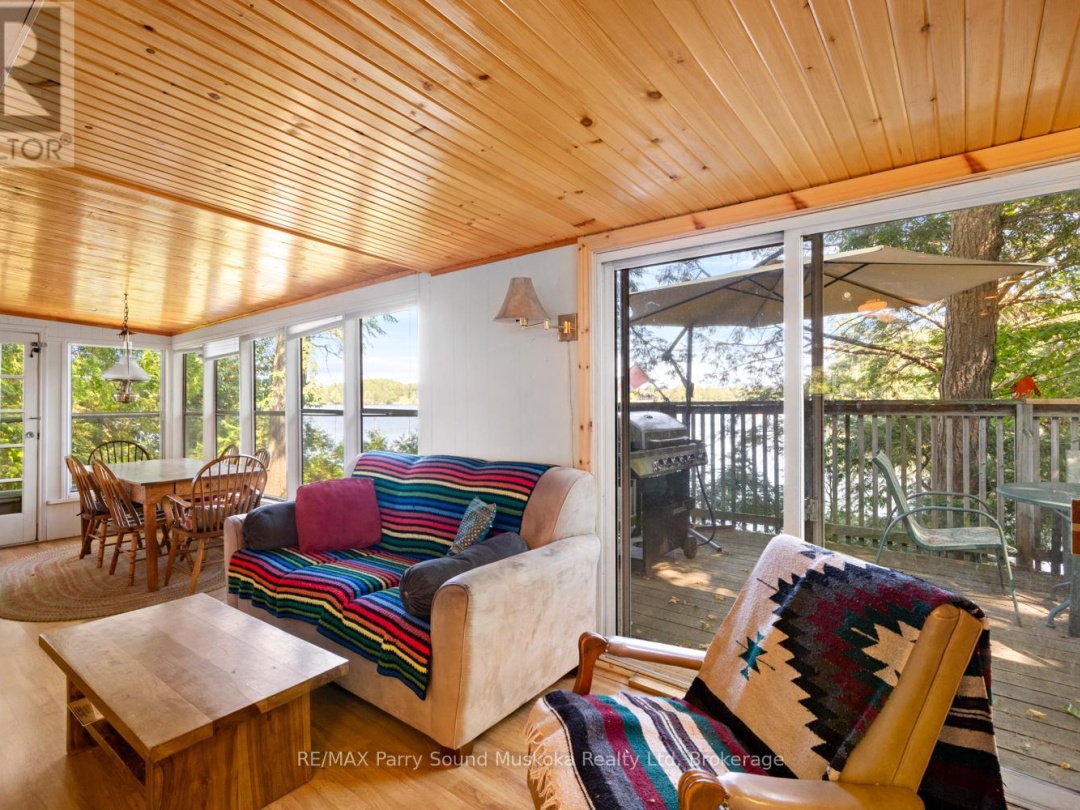 58 Deerfield Road, Manitouwabing Lake