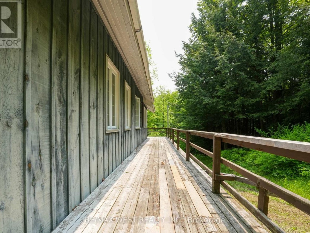 741 Ingram Road, Coldwater Lake