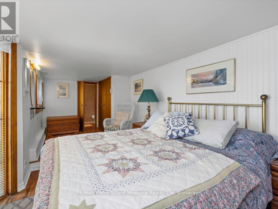 49 Bayshore Drive, Clear Lake