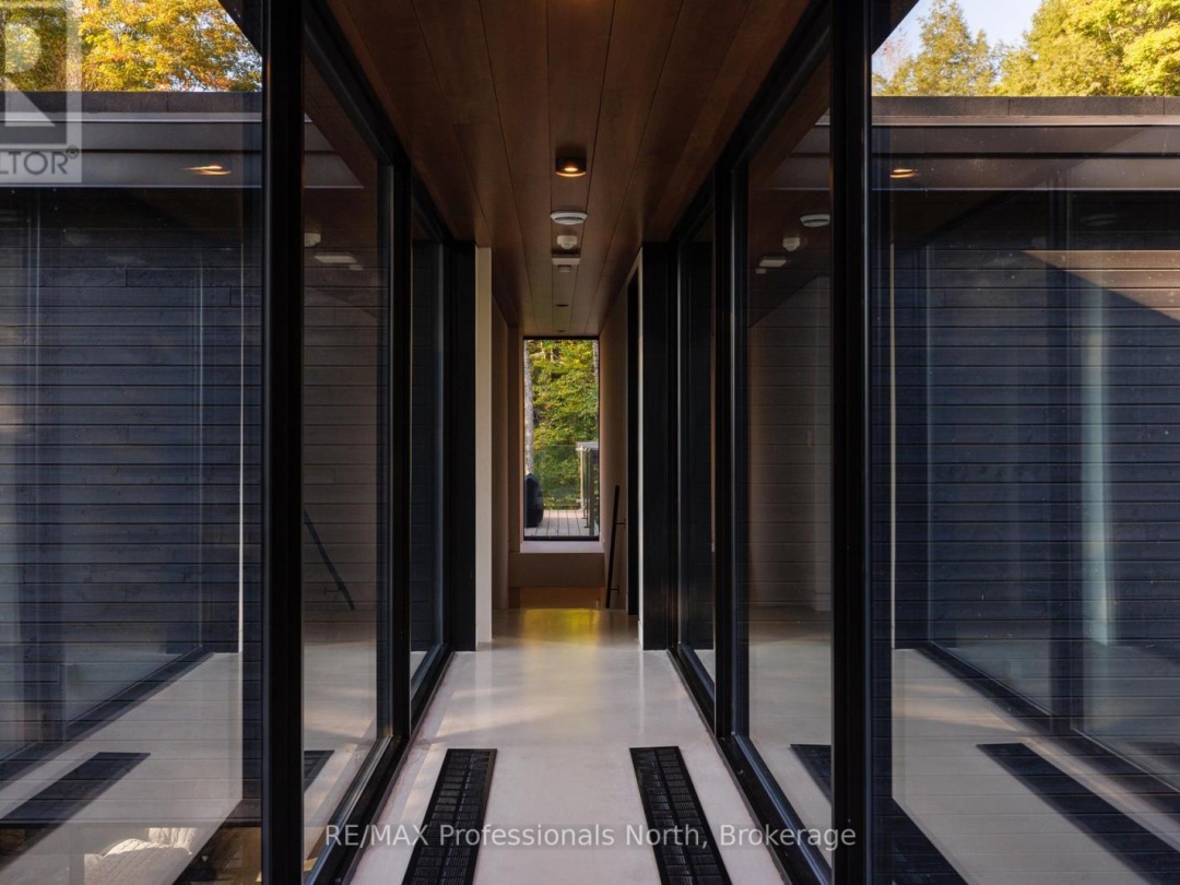 1298 Lipsy Lake Drive, Lipsy Lake