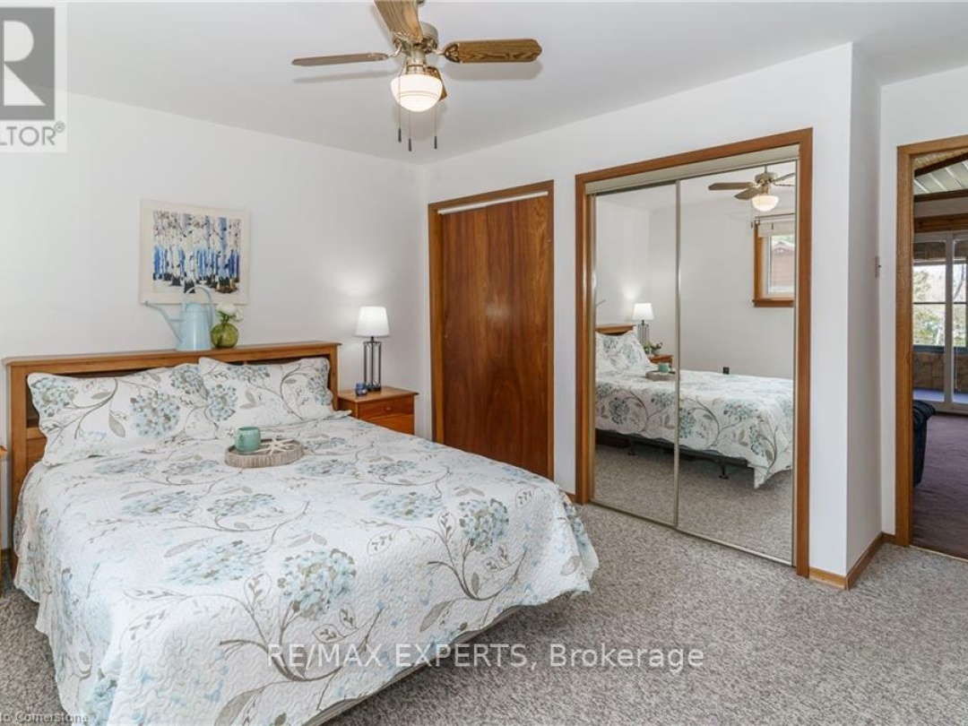 86 STONEY ROAD, Manitouwabing Lake