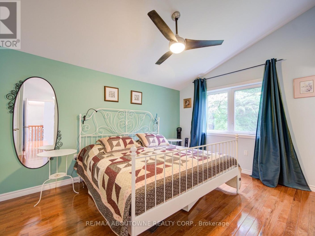 87 PARADISE ROAD, 
