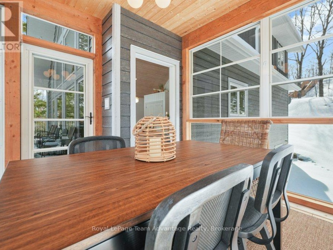 63 Maple Drive, Bay Lake