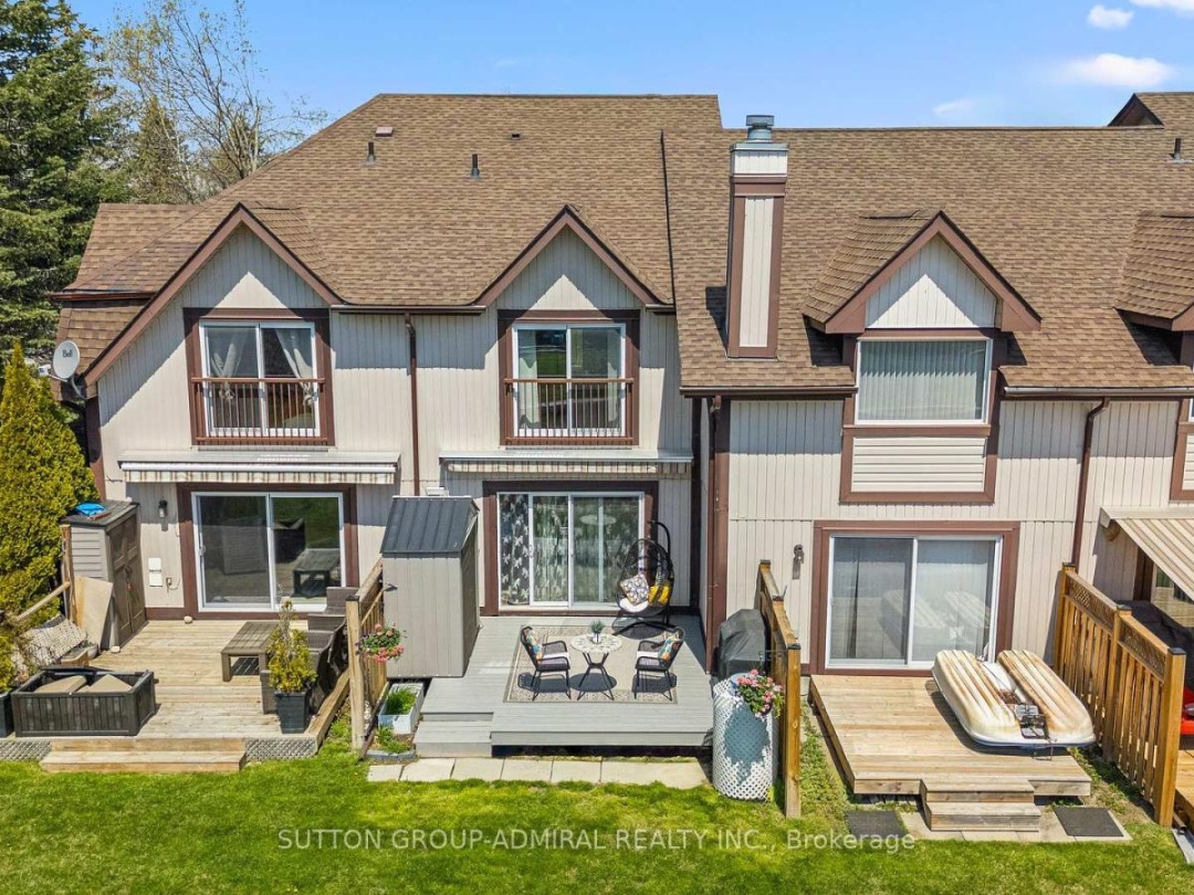 35 - 21 LAGUNA PARKWAY, 
