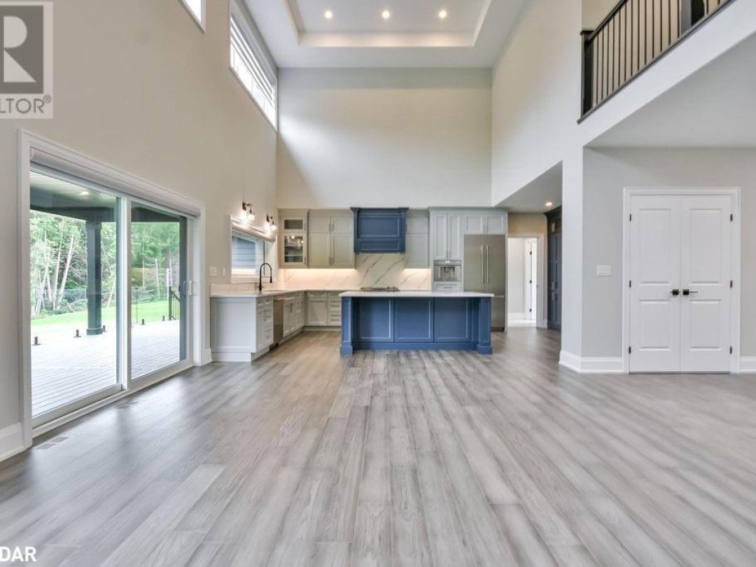 4 CLYDESDALE Court, 