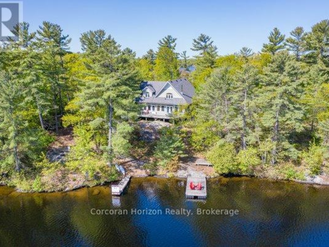 1320 Island 360 Road, Six Mile Lake