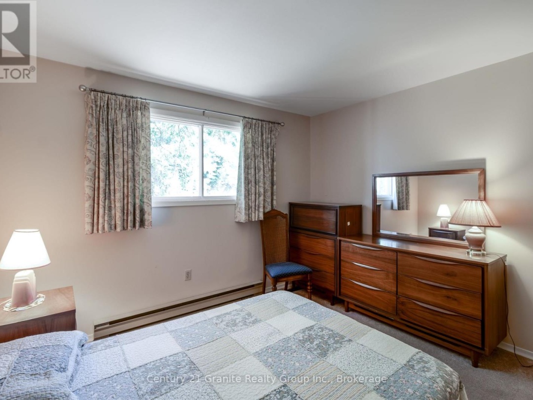 733 BOBCAYGEON ROAD, 
