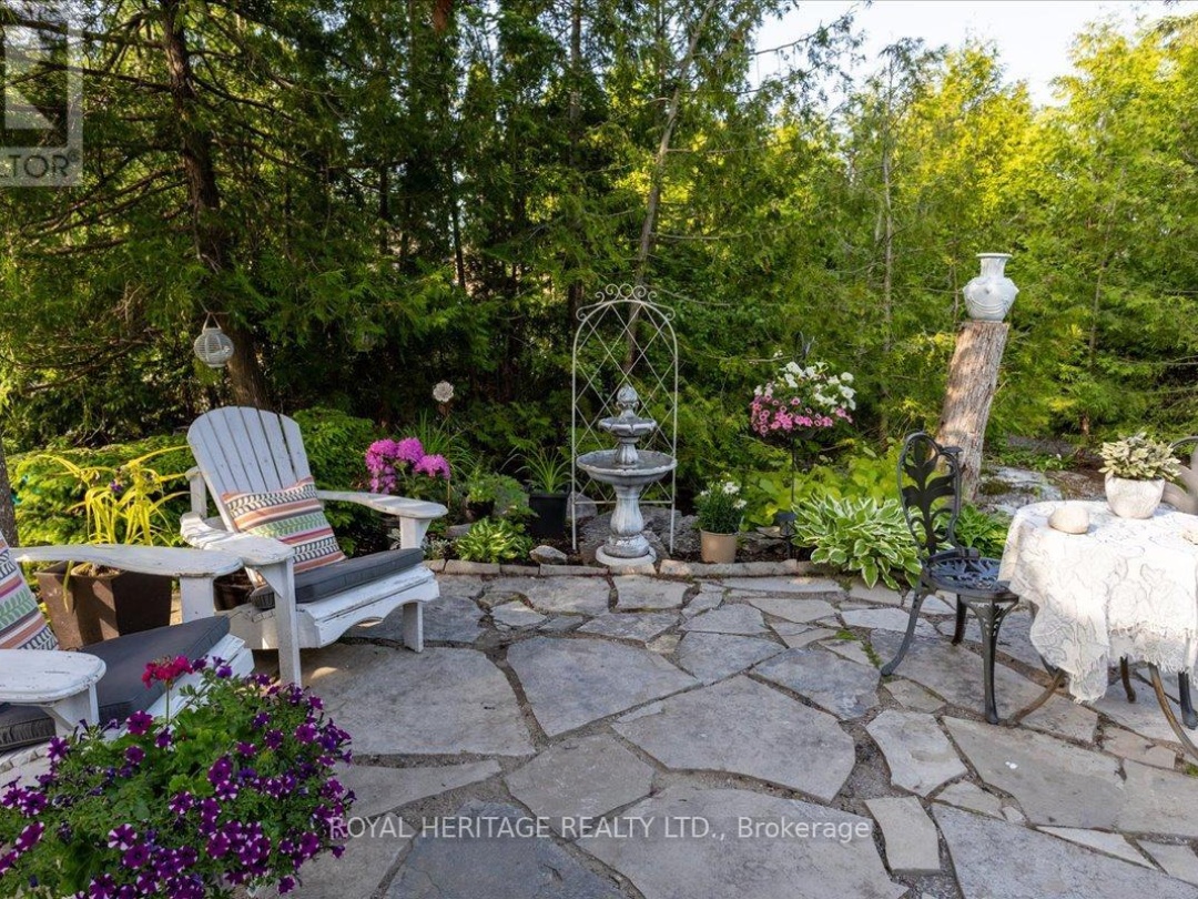 38 Patricia Place, Pigeon Lake