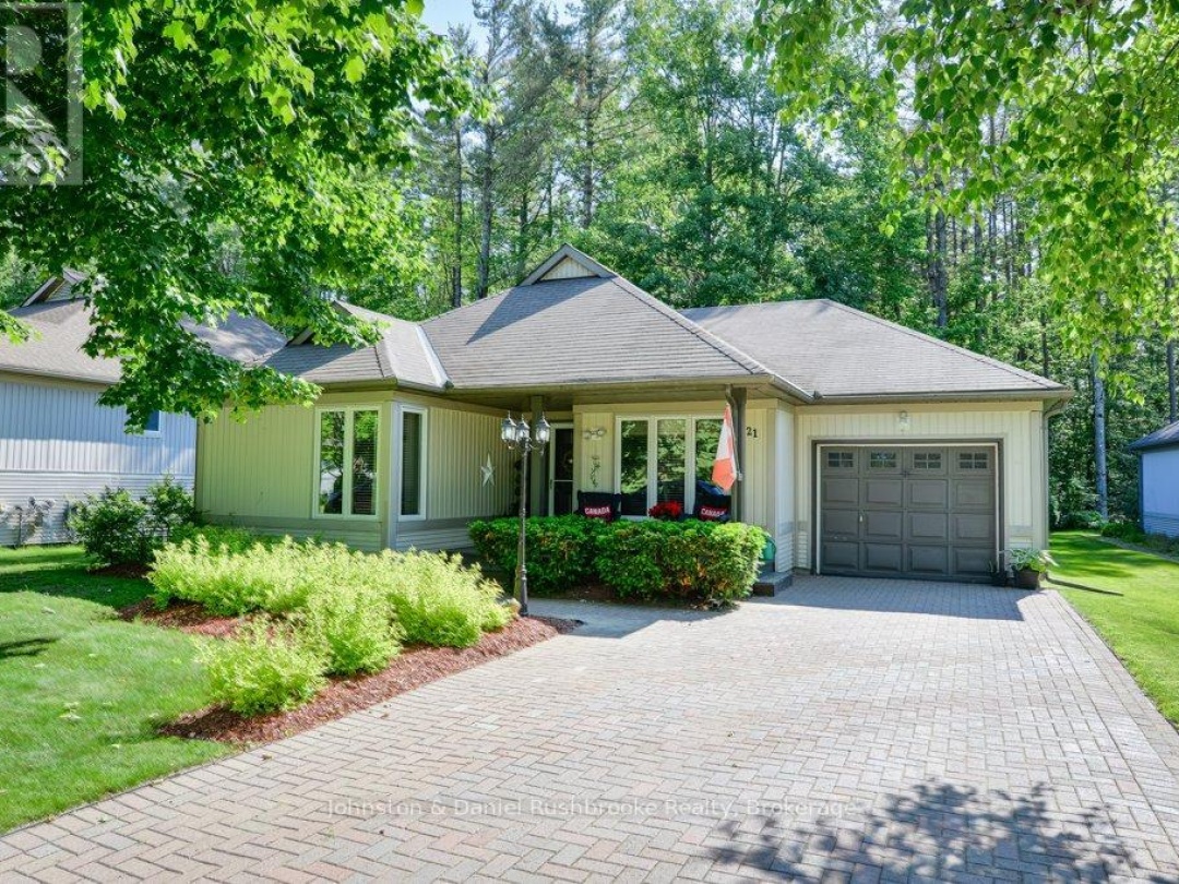 21 PINERIDGE GATE E, 