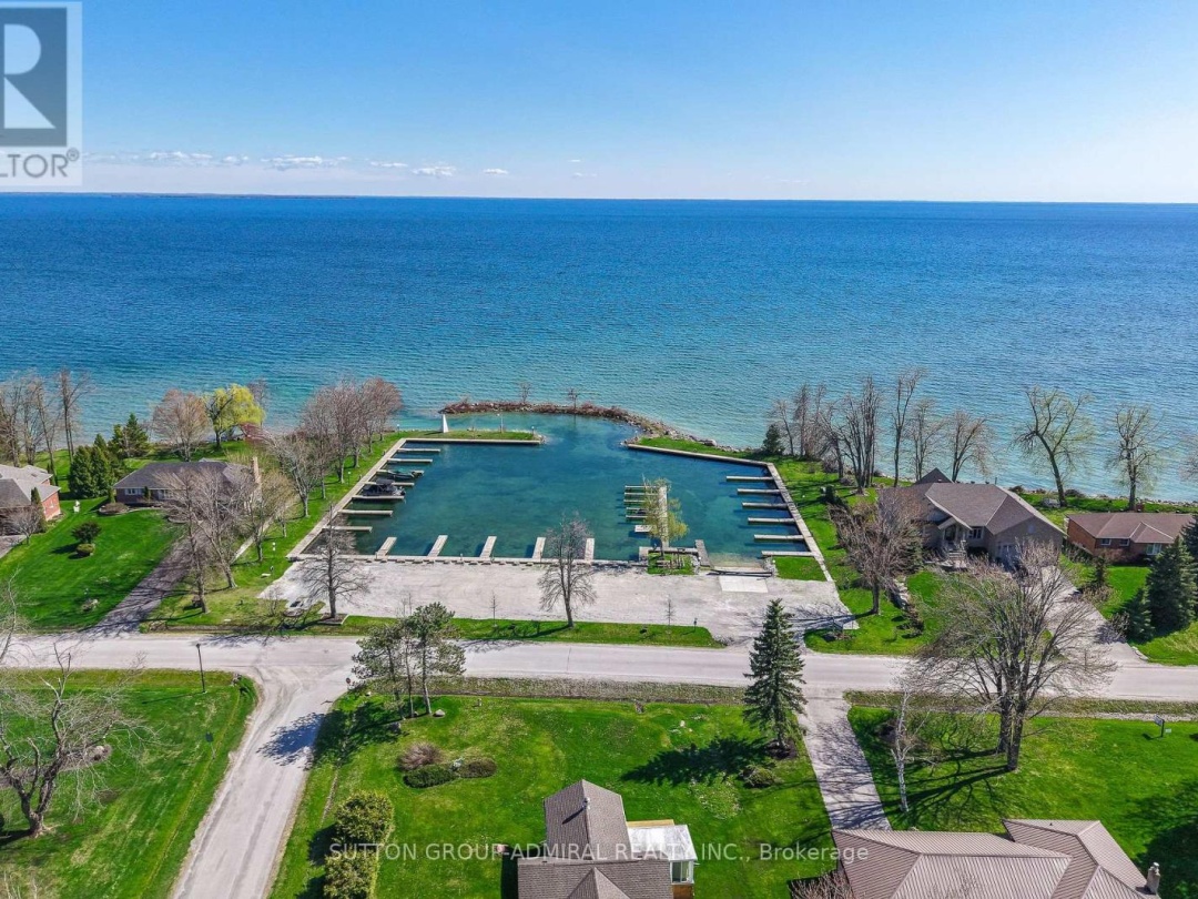 182 Bayshore Drive, Barnstable Bay