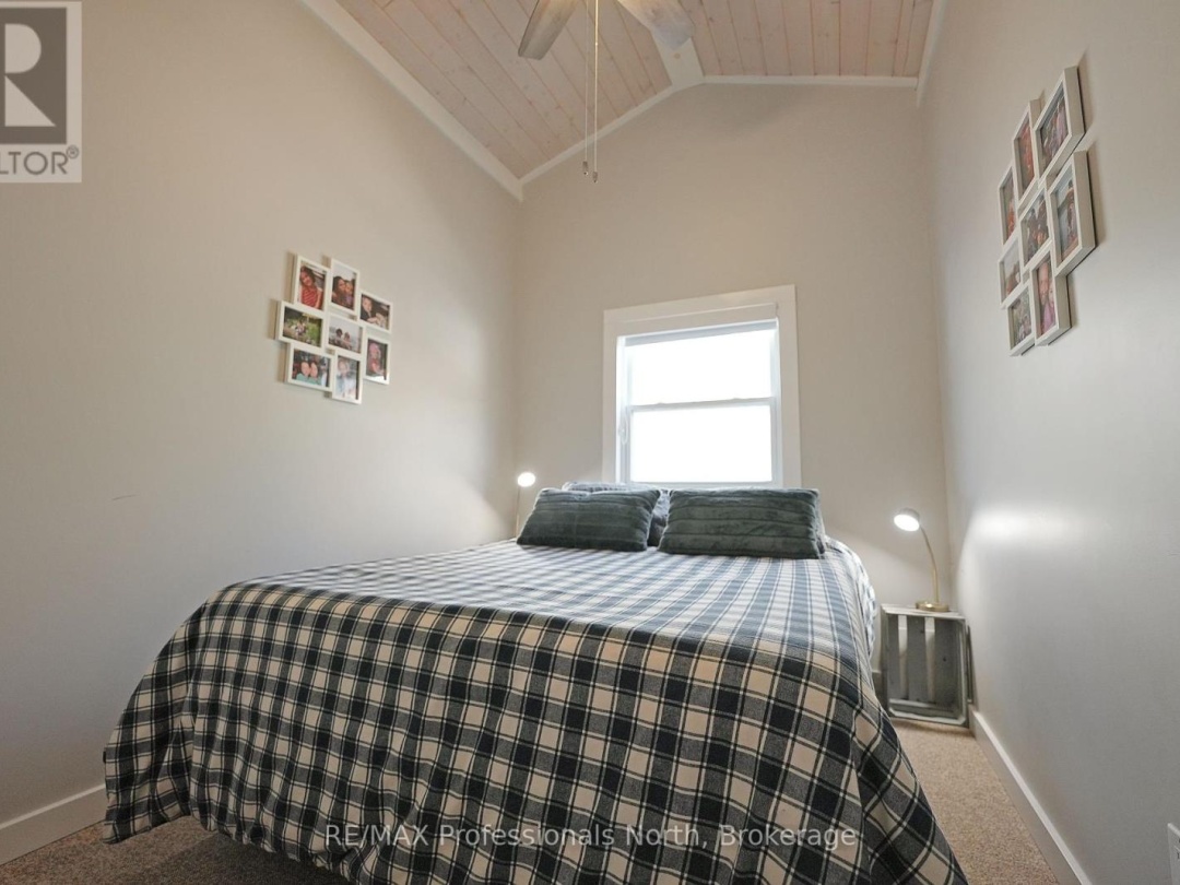 13914 35 Highway, Mountain Lake