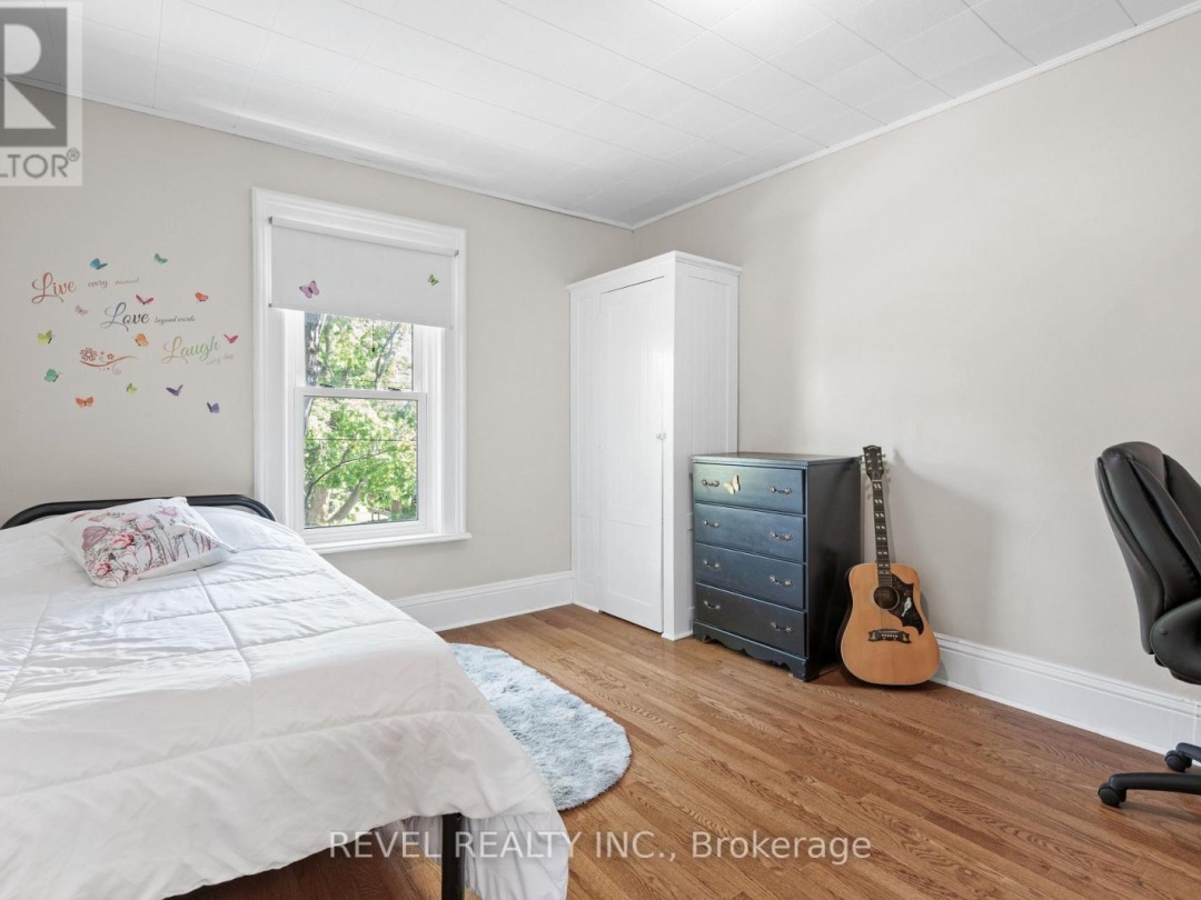 100 NAPPADALE STREET, 