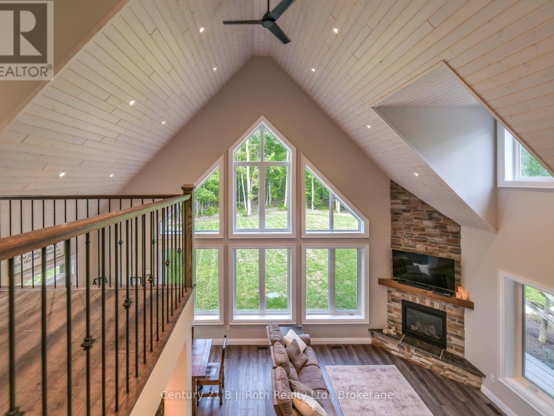 3082 FAIRGROUNDS ROAD, 