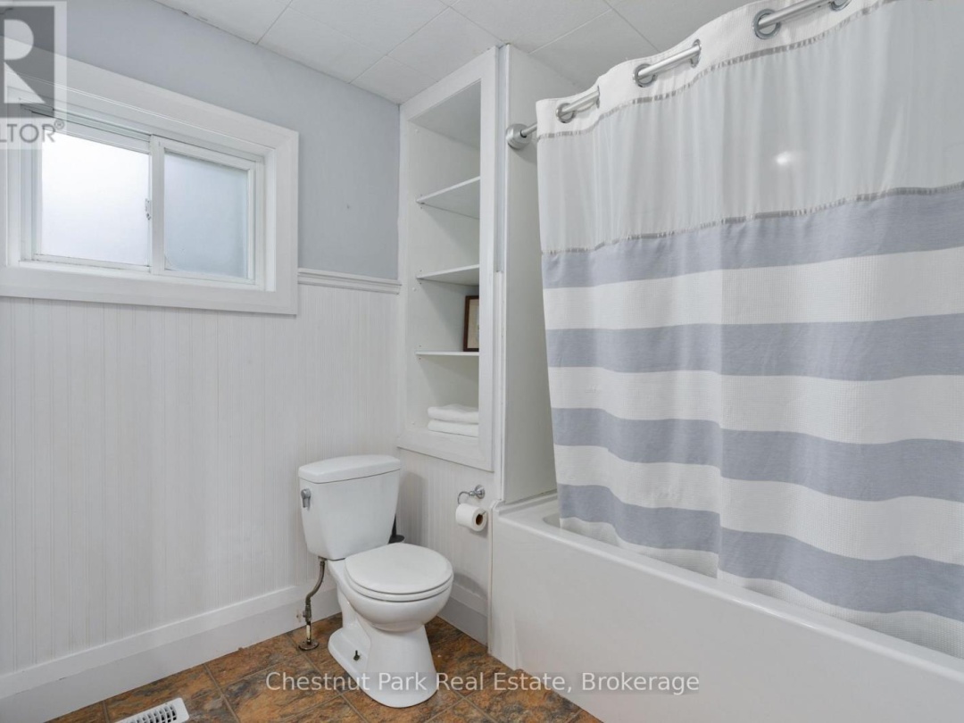 3 CORA STREET E, 